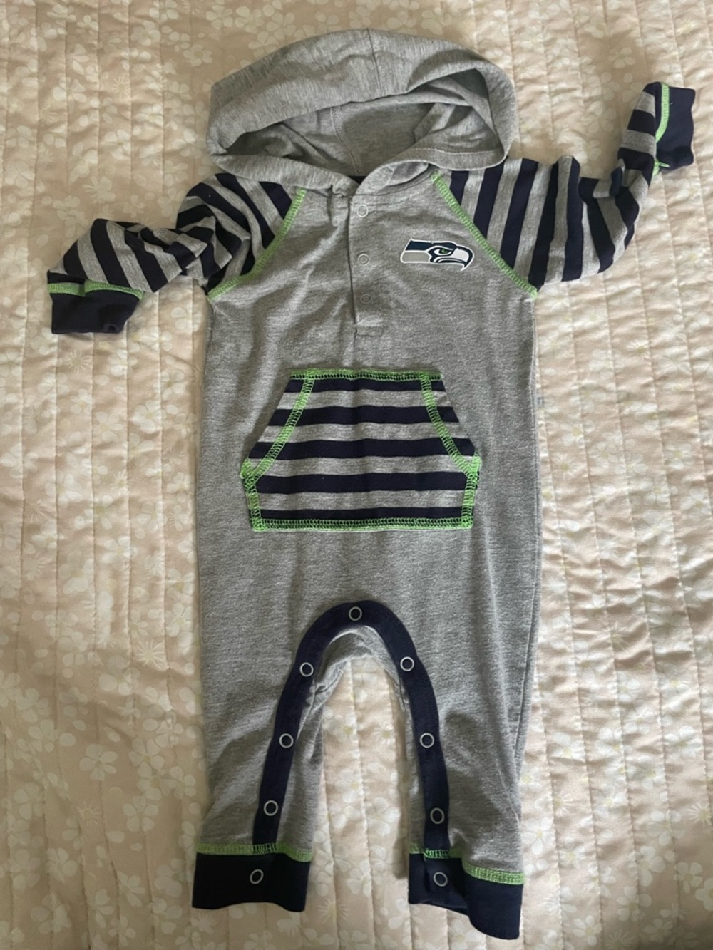 Seattle Seahawks Baby Hooded Footie Romper in Grey & Navy